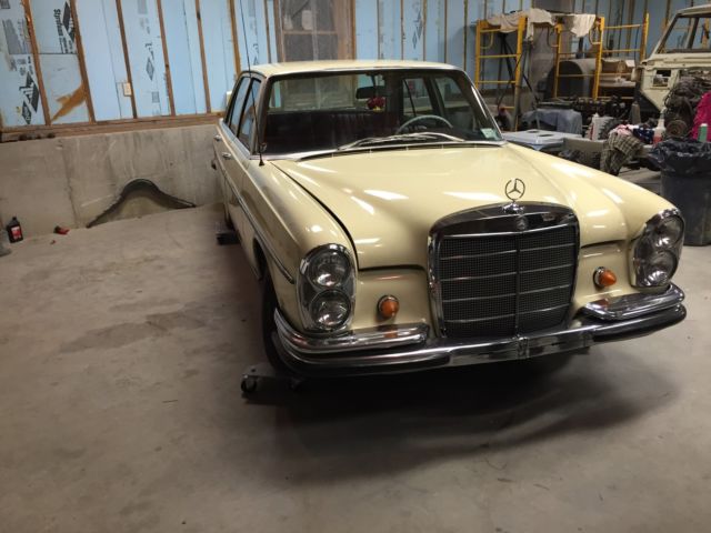 1966 Beige Mercedes-Benz Other Sedan