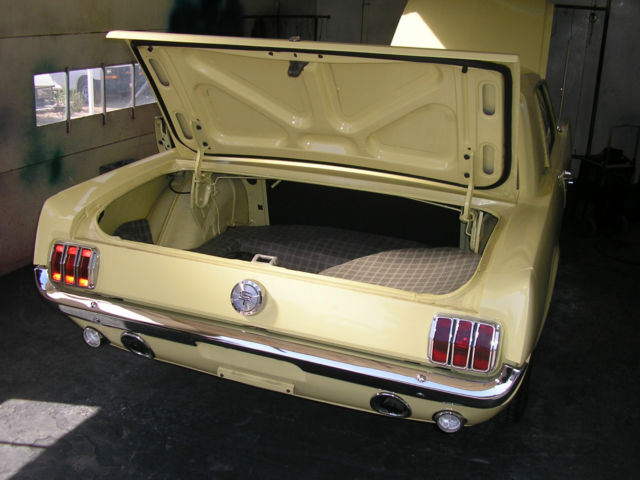 1966 YELLOW Ford Mustang