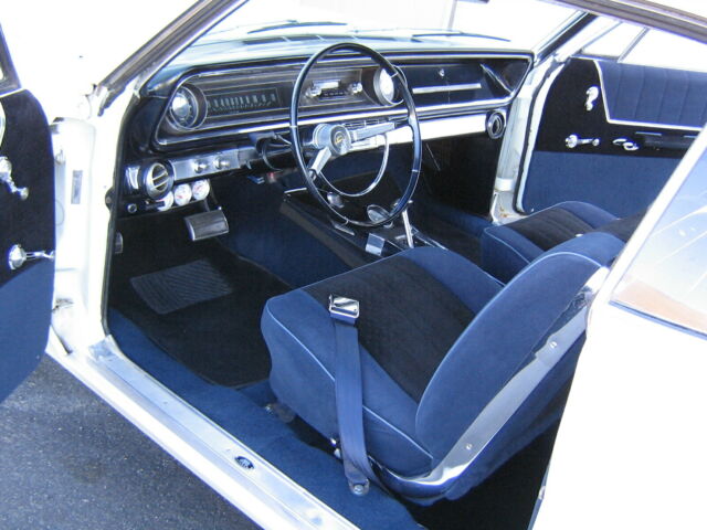 1965 White Chevrolet Impala Coupe