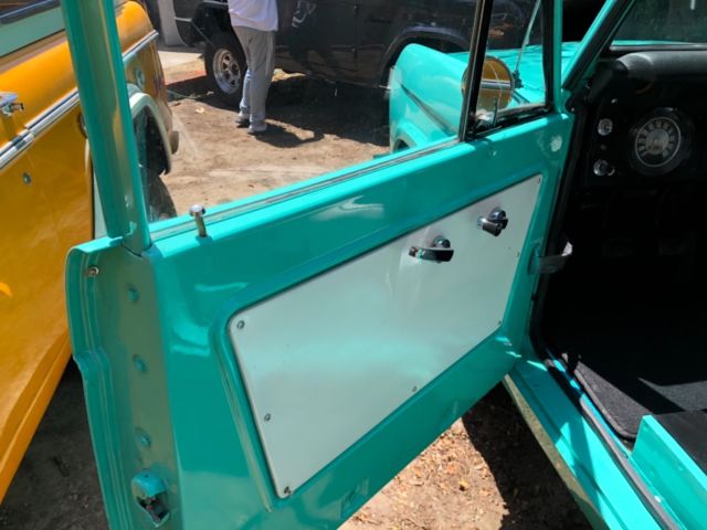 1966 Caribbean Turquoise Ford Bronco