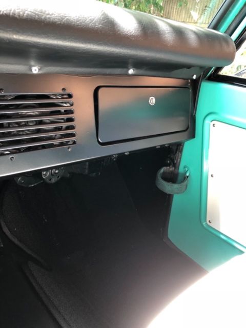 1966 Caribbean Turquoise Ford Bronco