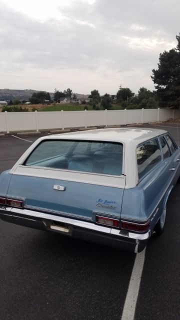 1966 Blue Chevrolet Bel Air/150/210 Wagon