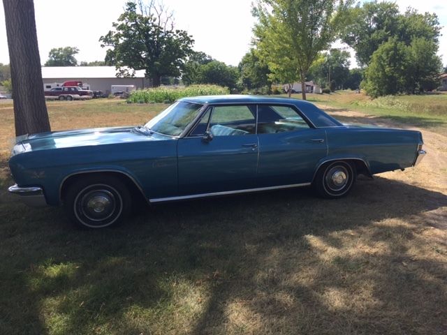 1966 Blue Chevrolet Capriceold