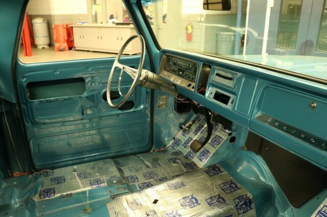 1966 Marina Blue Chevrolet C-10 Standard Cab Pickup