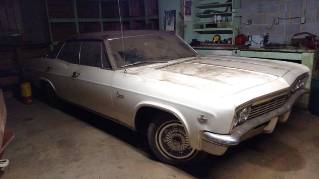 1966 Maroon Chevrolet Caprice Coupe