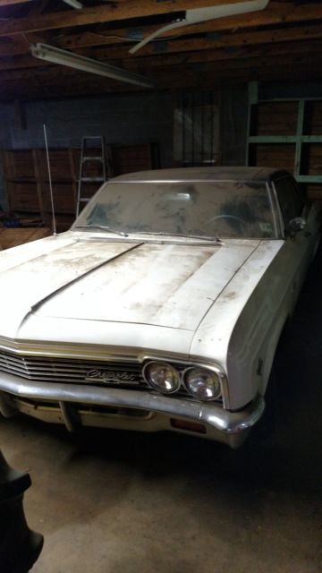 1966 Maroon Chevrolet Caprice Coupe