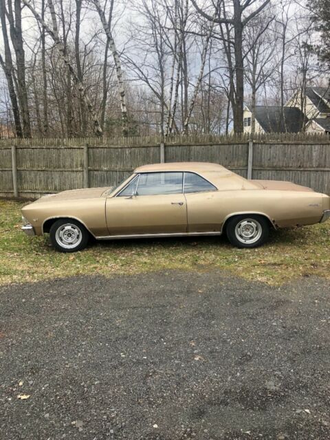 1966 Gold Chevrolet Chevelle Coupe