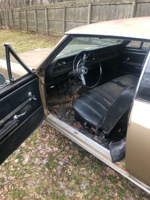 1966 Gold Chevrolet Chevelle Coupe