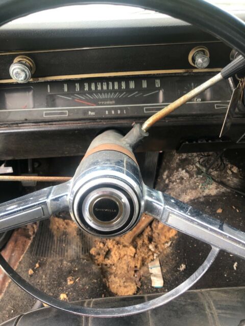 1966 Gold Chevrolet Chevelle Coupe