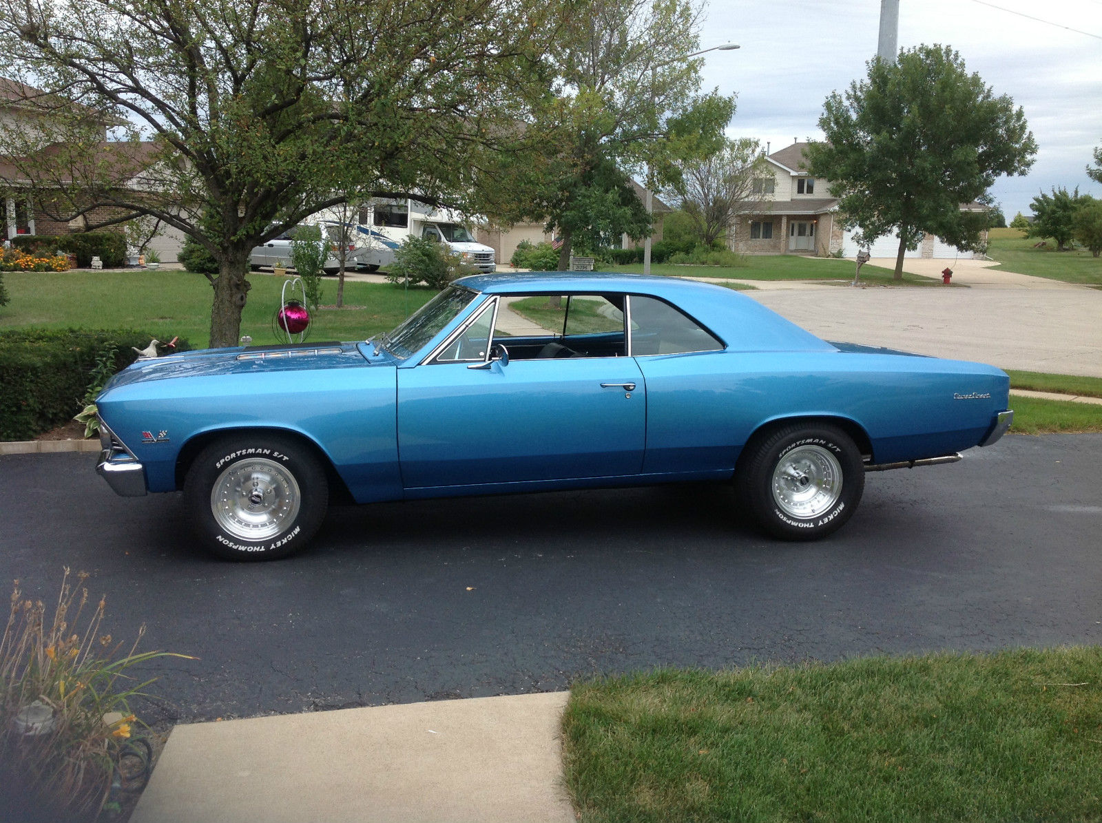 1966 White Chevrolet Chevelle Coupe
