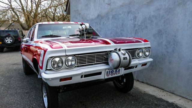1966 White Chevrolet Chevelle