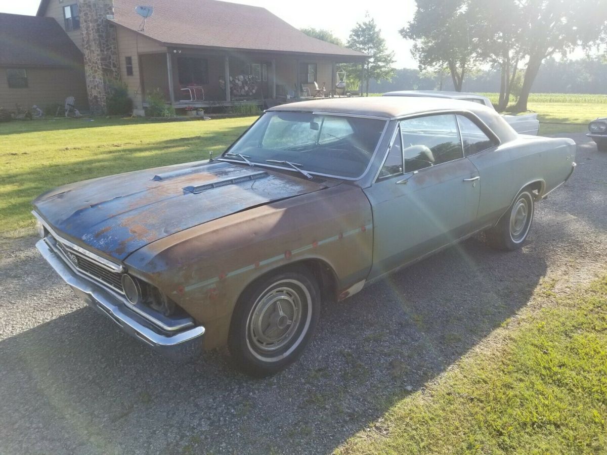 1966 Blue Chevrolet Chevelle Coupe
