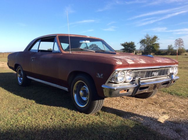 1966 Maroon Chevrolet Chevelle Coupe