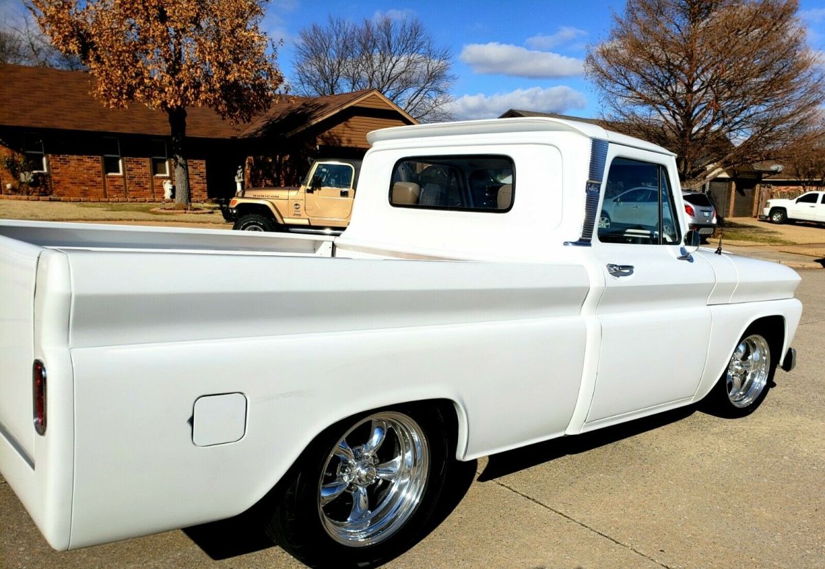 1966 White Chevrolet C-10 Fleetside