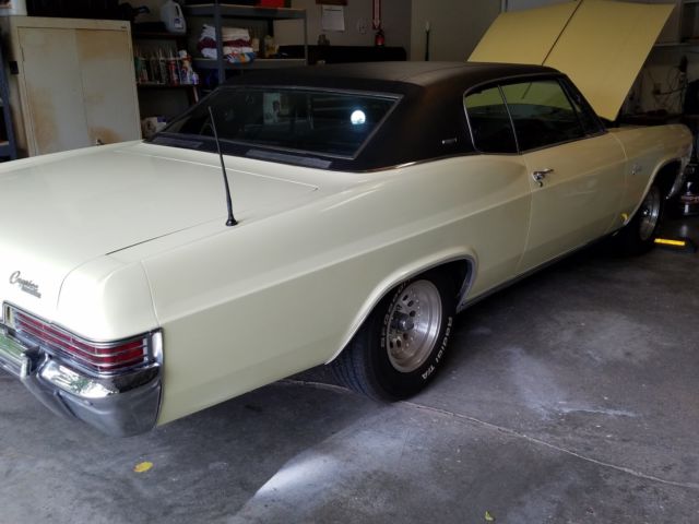 1966 sunfire yellow Chevrolet Caprice Coupe