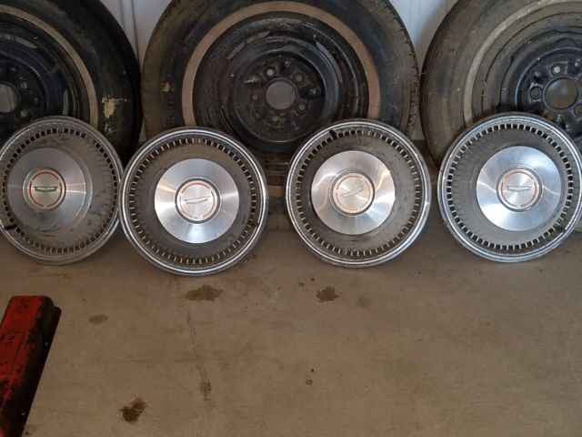 1966 sunfire yellow Chevrolet Caprice Coupe