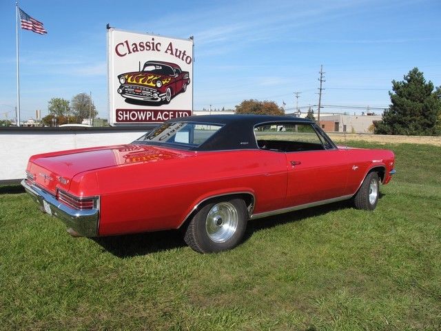 1966 Red Chevrolet Capriceold 2 DOOR