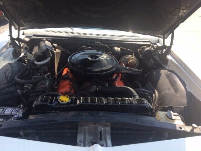 1966 White Chevrolet Caprice Coupe