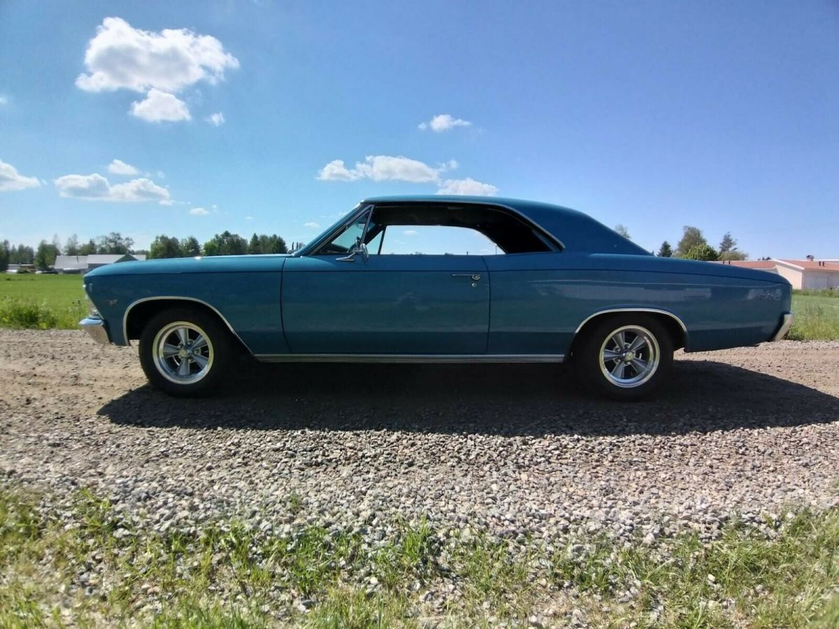 1966 Blue Chevrolet Chevelle Coupe