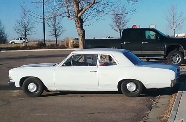 1966 white Chevrolet Chevelle Coupe