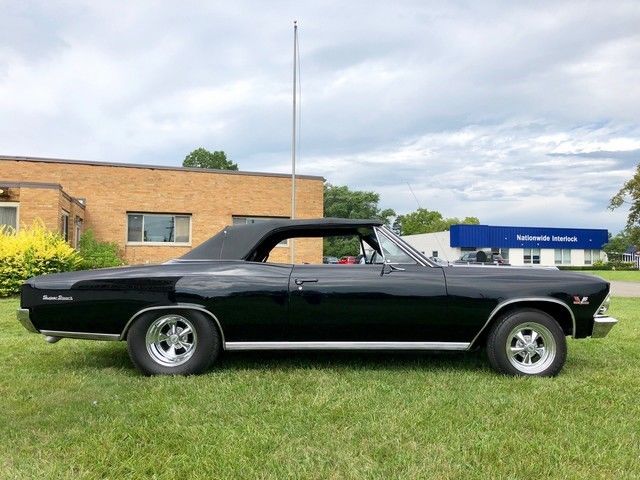 1966 Black Chevrolet Chevelle 2 DOOR