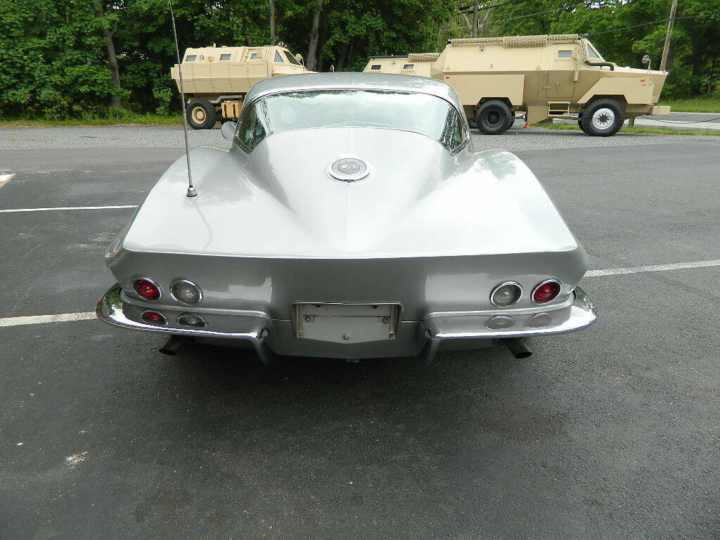 1966 Silver Chevrolet Corvette Coupe