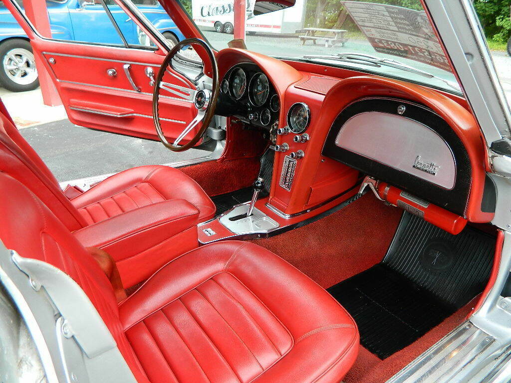 1966 Silver Chevrolet Corvette Coupe