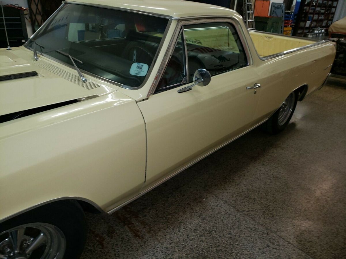 1966 Yellow Chevrolet El Camino Standard Cab Pickup