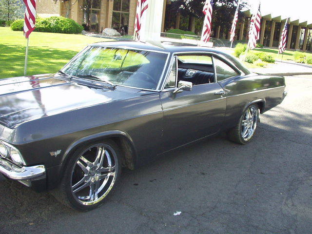 1966 Gray Chevrolet Impala Coupe