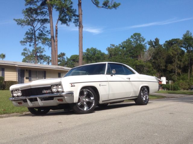 1966 White Chevrolet Impala