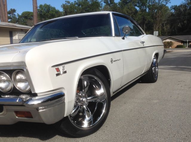 1966 White Chevrolet Impala