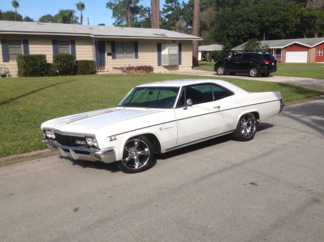 1966 White Chevrolet Impala