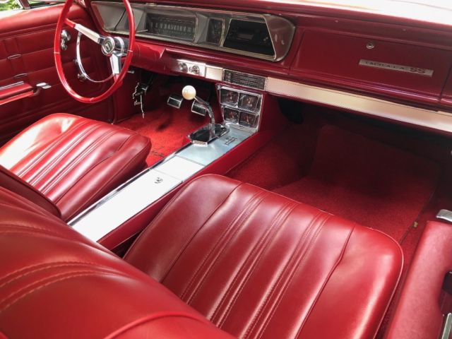1966 White Chevrolet Impala Coupe
