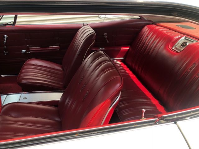 1966 White Chevrolet Impala Coupe