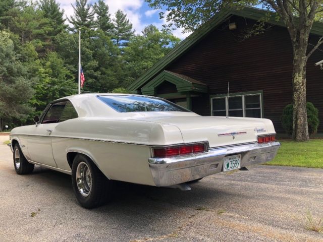 1966 White Chevrolet Impala Coupe