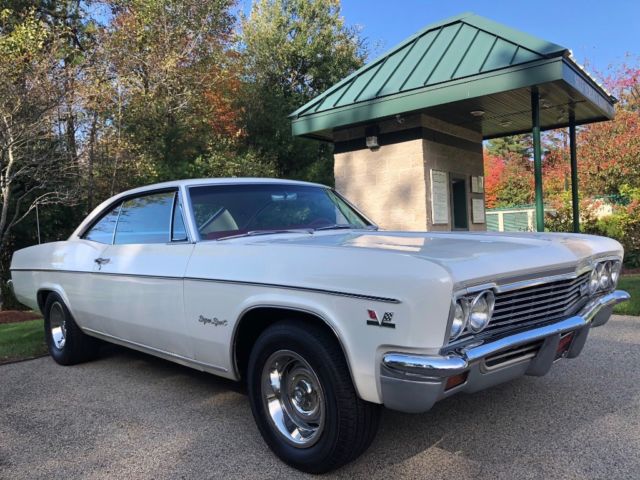 1966 White Chevrolet Impala Coupe