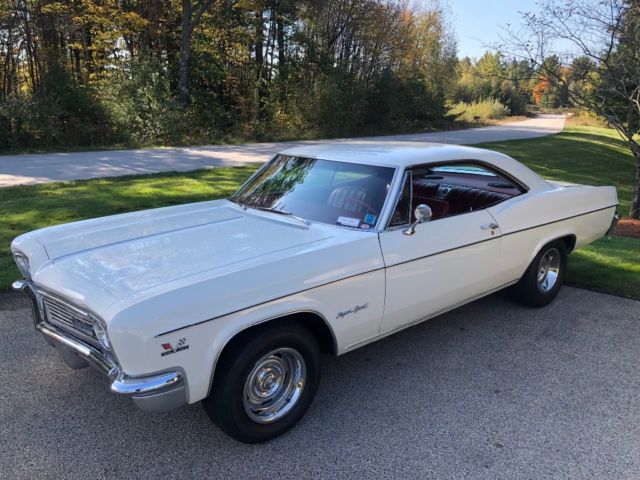 1966 White Chevrolet Impala Coupe