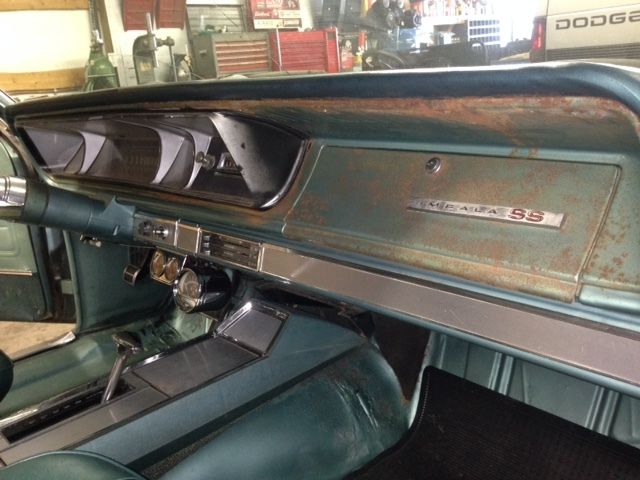 1966 white Chevrolet Impala Coupe