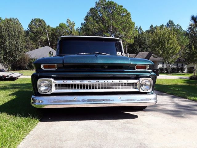 1966 Green/silver Chevrolet C-10 Fleetside