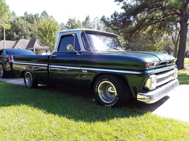1966 Green/silver Chevrolet C-10 Fleetside