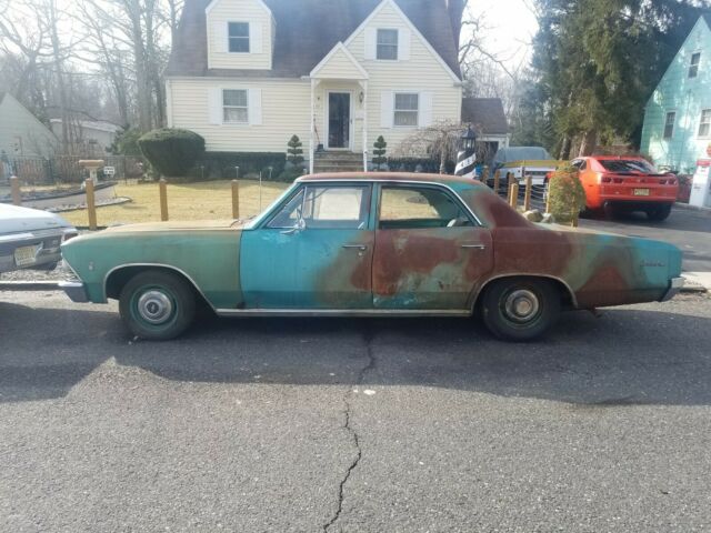 1966 Green Chevrolet Chevelle Sedan
