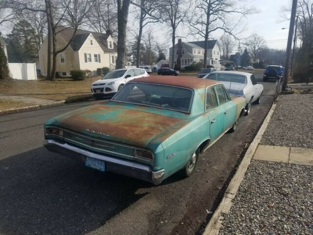 1966 Green Chevrolet Chevelle Sedan