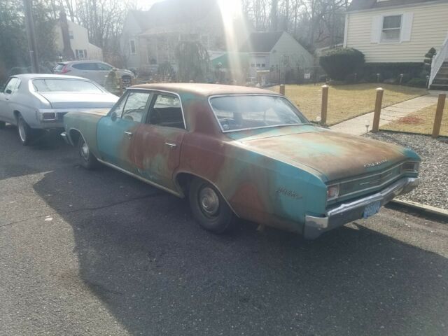 1966 Green Chevrolet Chevelle Sedan