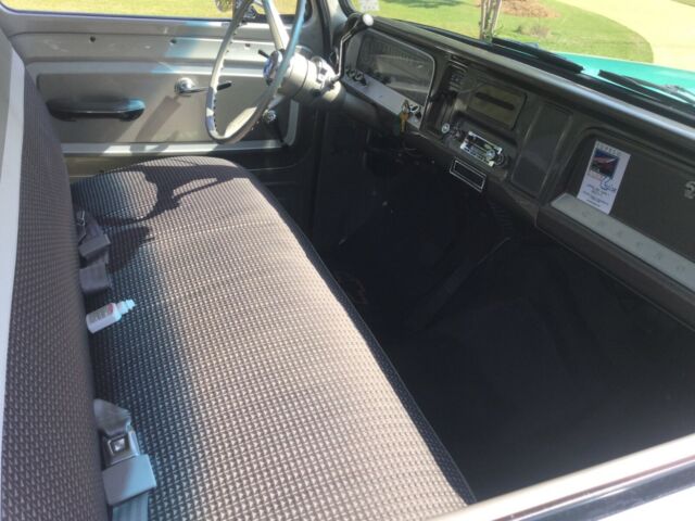 1966 Green Chevrolet C-10 Fleetside