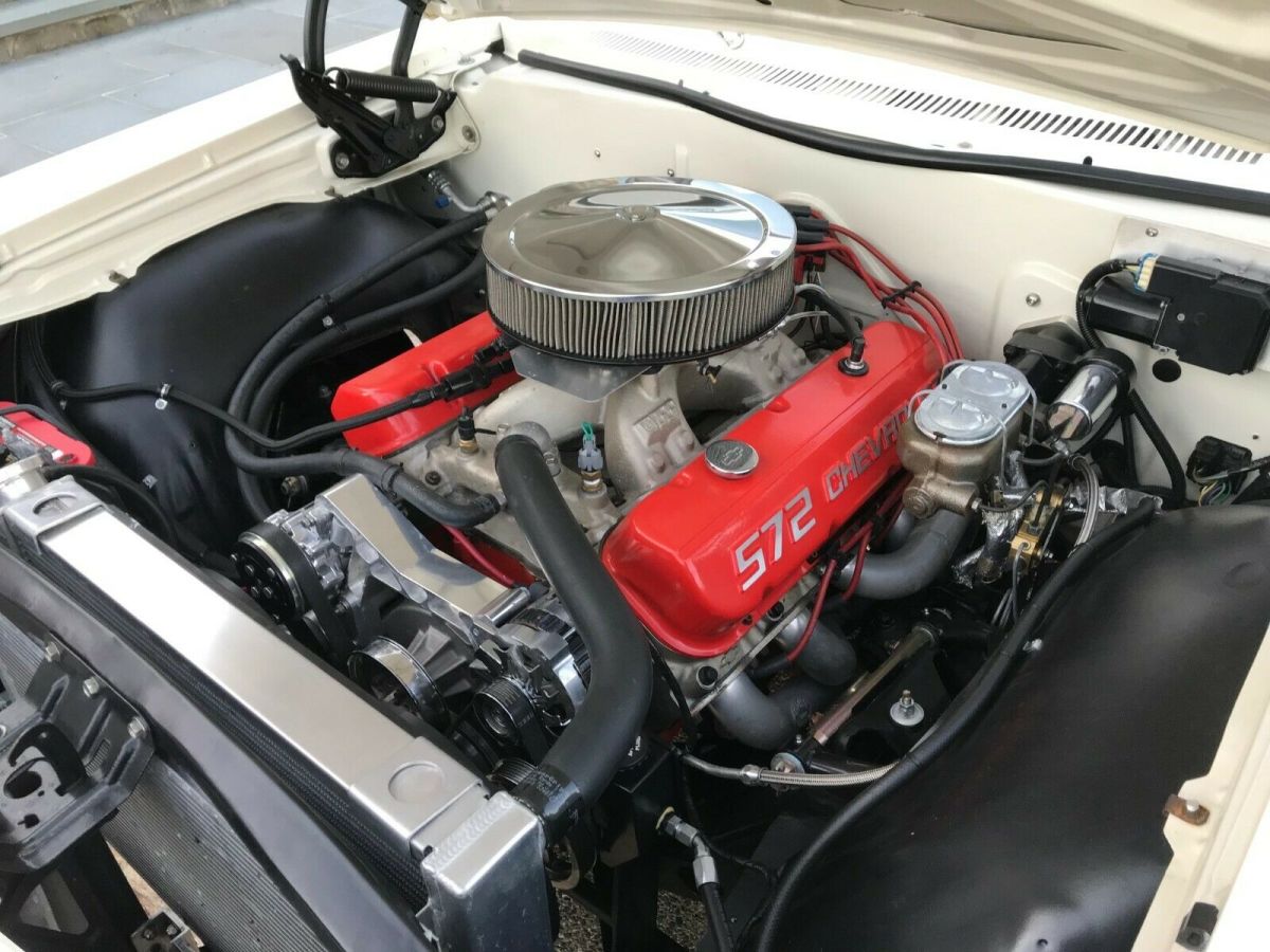 1966 IRVINE WHITE Chevrolet Biscayne Coupe