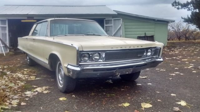 1966 Yellow Chrysler New Yorker Sedan