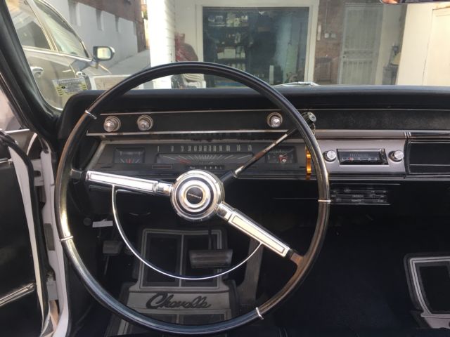 1966 White Chevrolet Chevelle Convertible