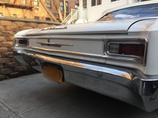 1966 White Chevrolet Chevelle Convertible