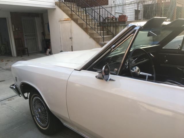 1966 White Chevrolet Chevelle Convertible