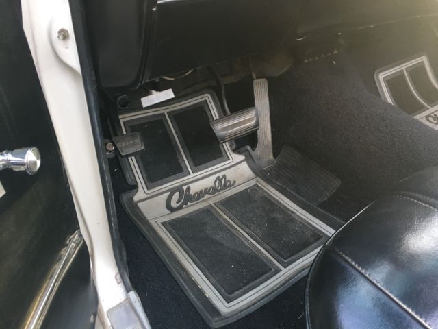 1966 White Chevrolet Chevelle Convertible